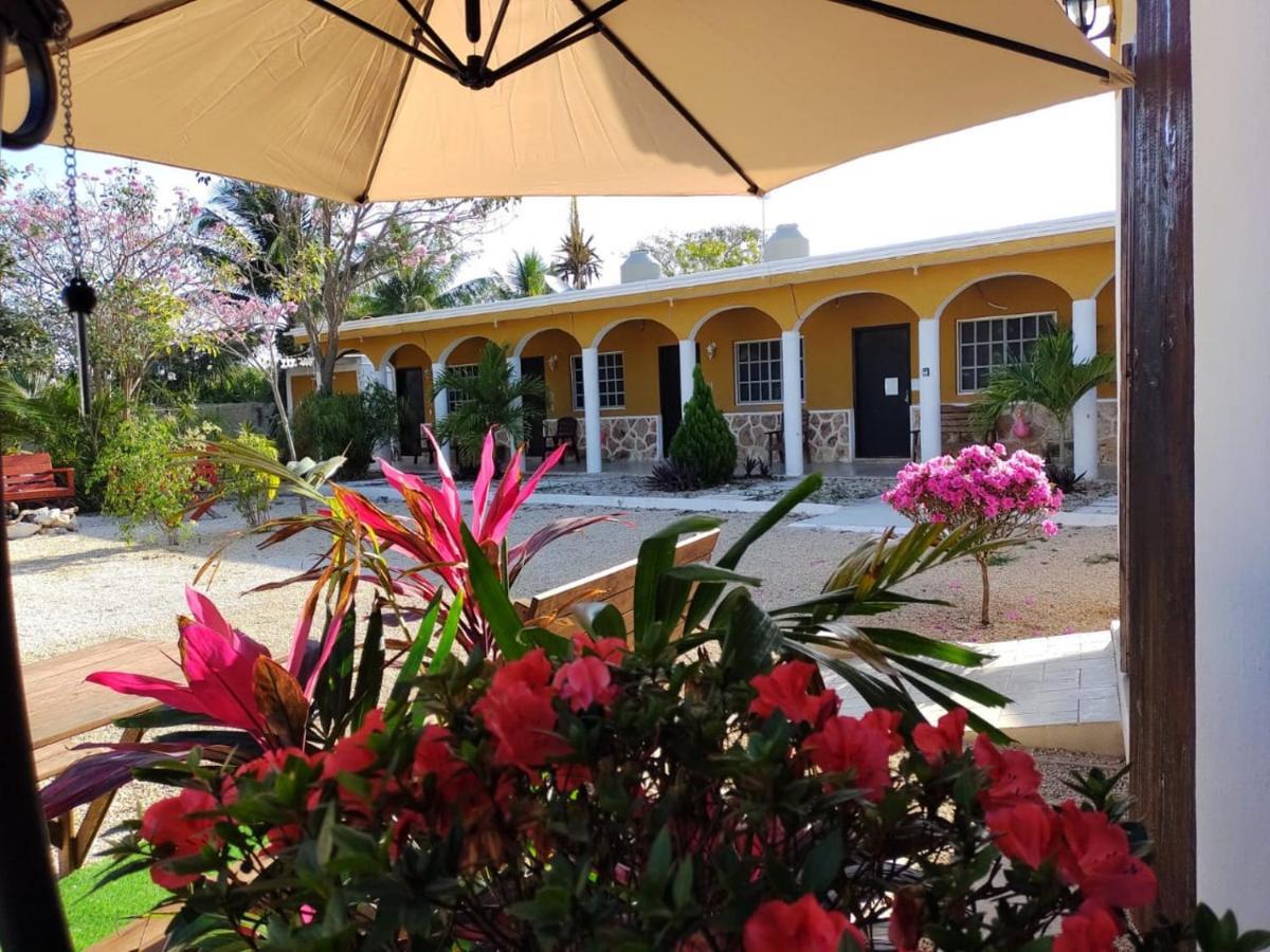 Villa Gabriela Celestun -Hotel & Restaurant Экстерьер фото