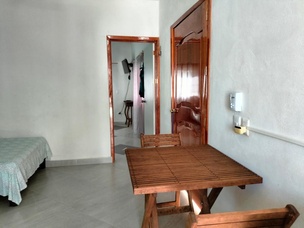 Villa Gabriela Celestun -Hotel & Restaurant Экстерьер фото
